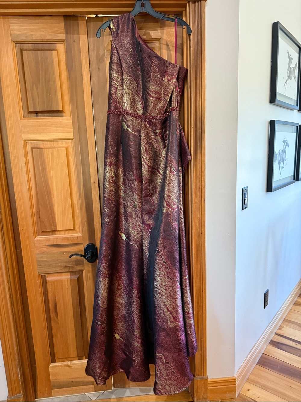 Terani Couture One-Shoulder Burgundy and Metallic Gold Gown - Picture 6 of 14